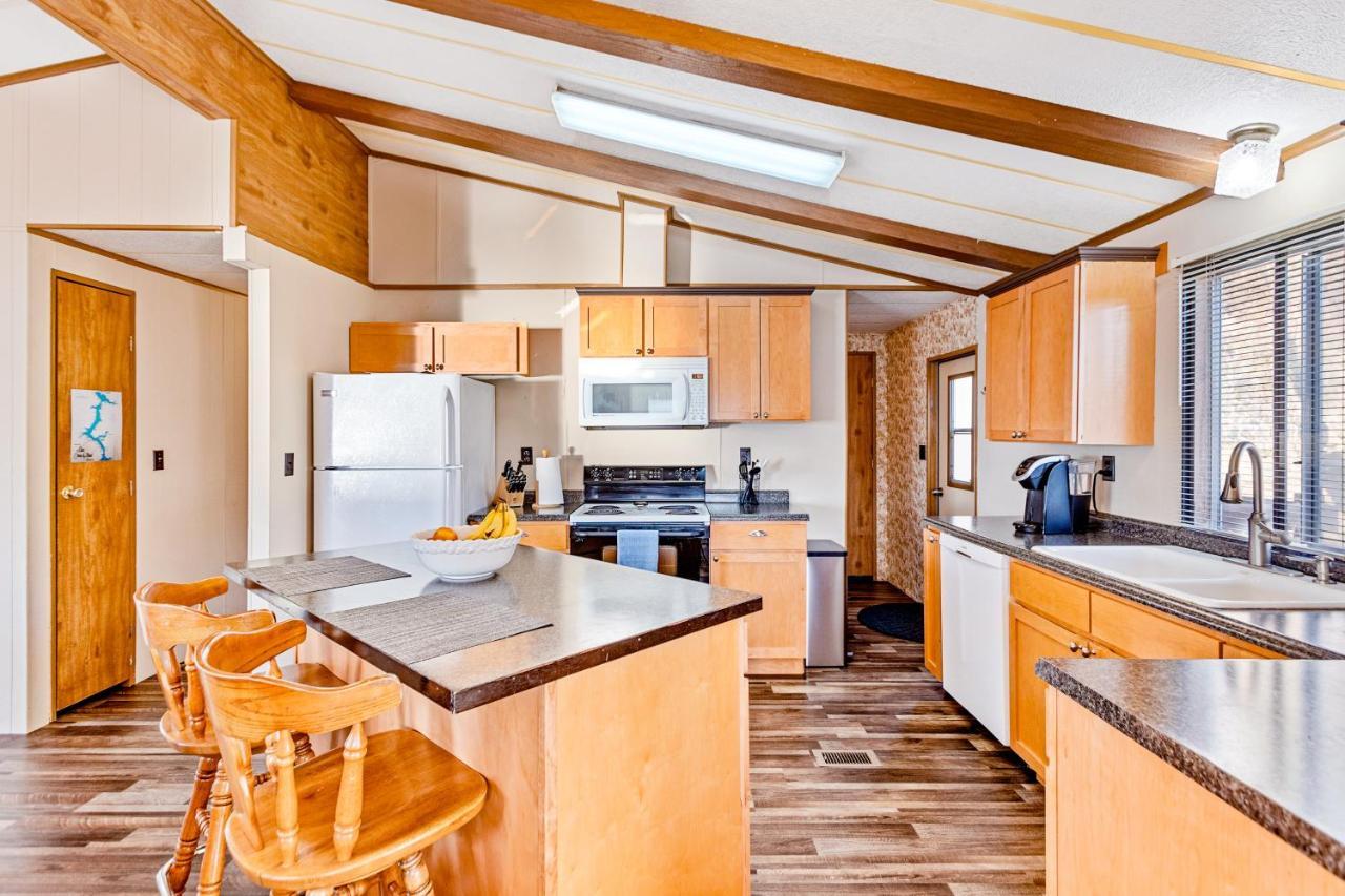 Downtown Harrison Lakefront Getaway Екстер'єр фото