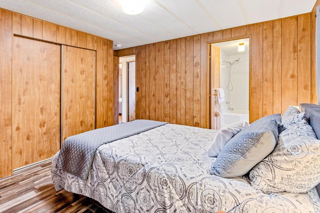 Downtown Harrison Lakefront Getaway Екстер'єр фото